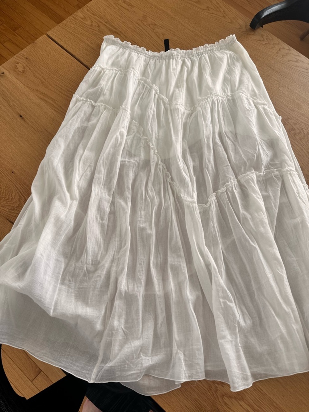 Wavy tiered skirt